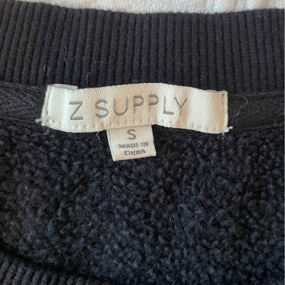 Z Supply Classic Crew Sweatshirt Black XS - Picture 6 of 11